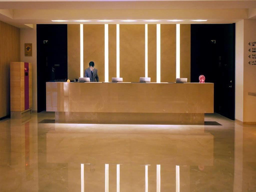 Hotel Cozzi Zhongshan Kaohsziung Kültér fotó